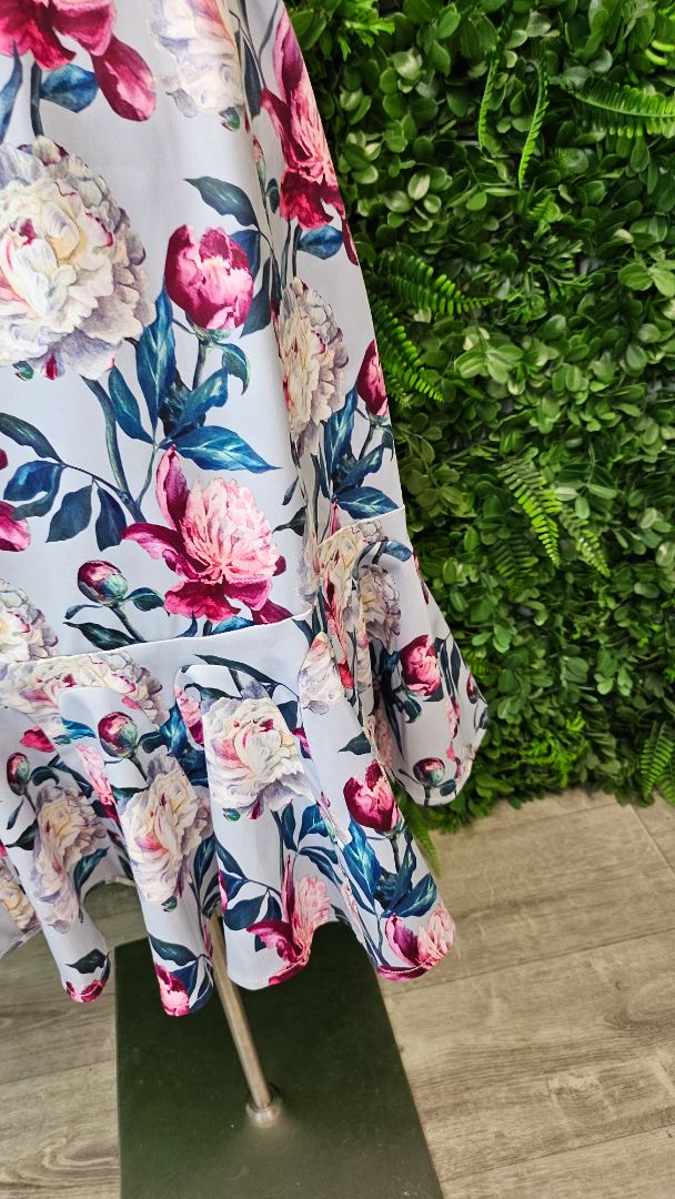 Annah Stretton  Floral Dress (16)