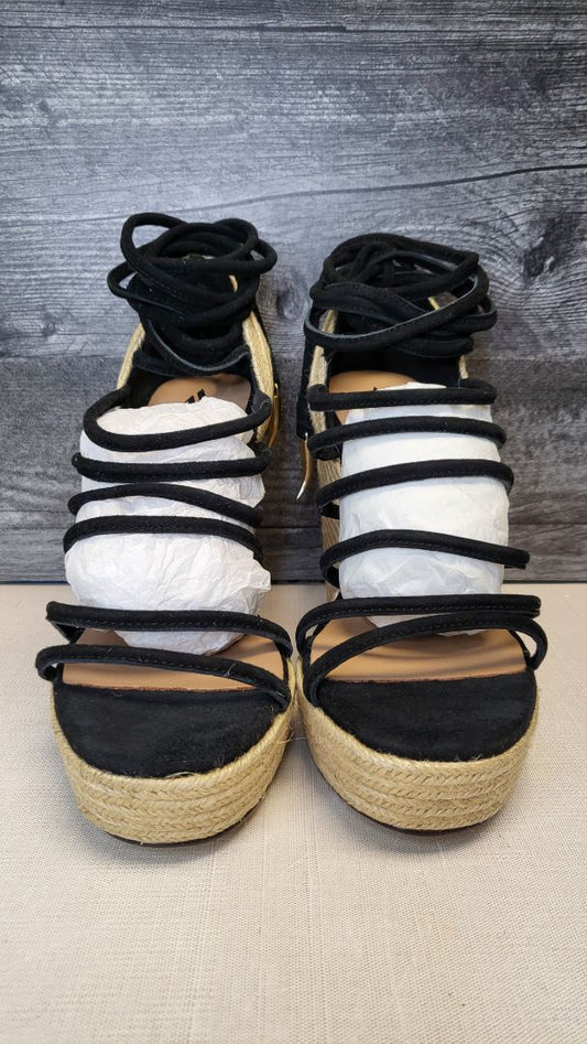 Ava & Aiden Black Platform Wedge NEW (9)