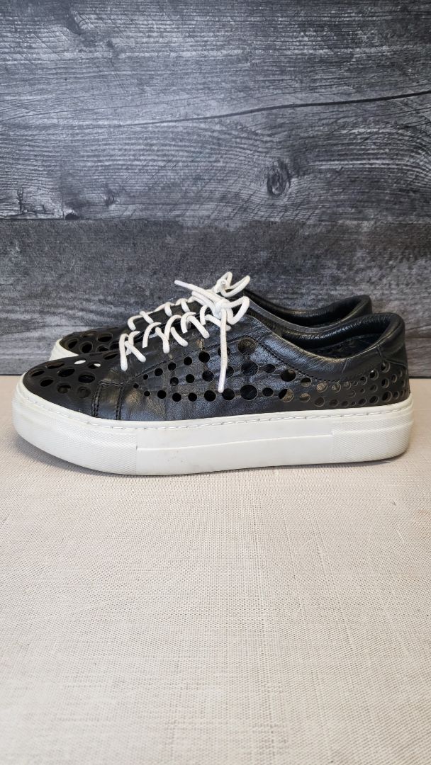 Mago Black Leather Sneaker (37)