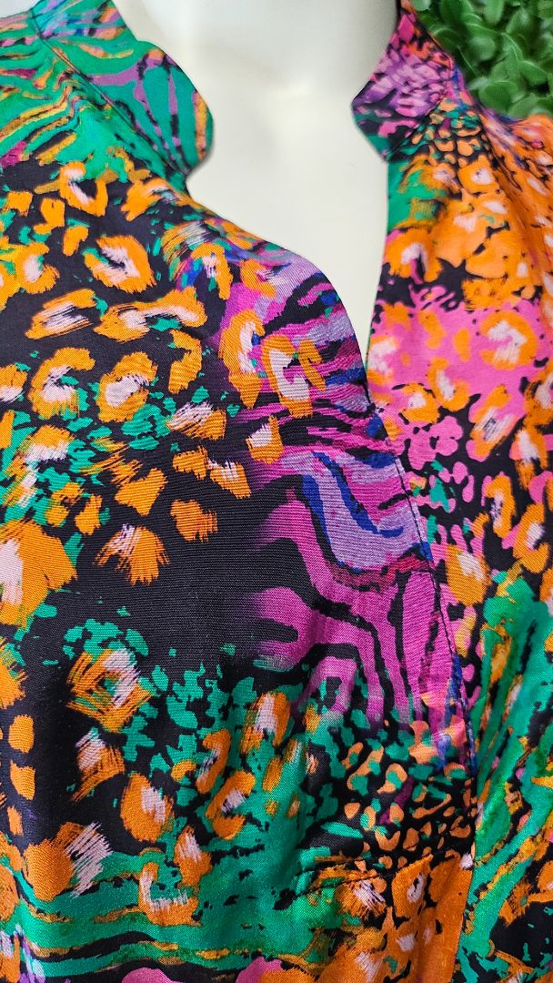 Ts Print V Placket Top (22-24)