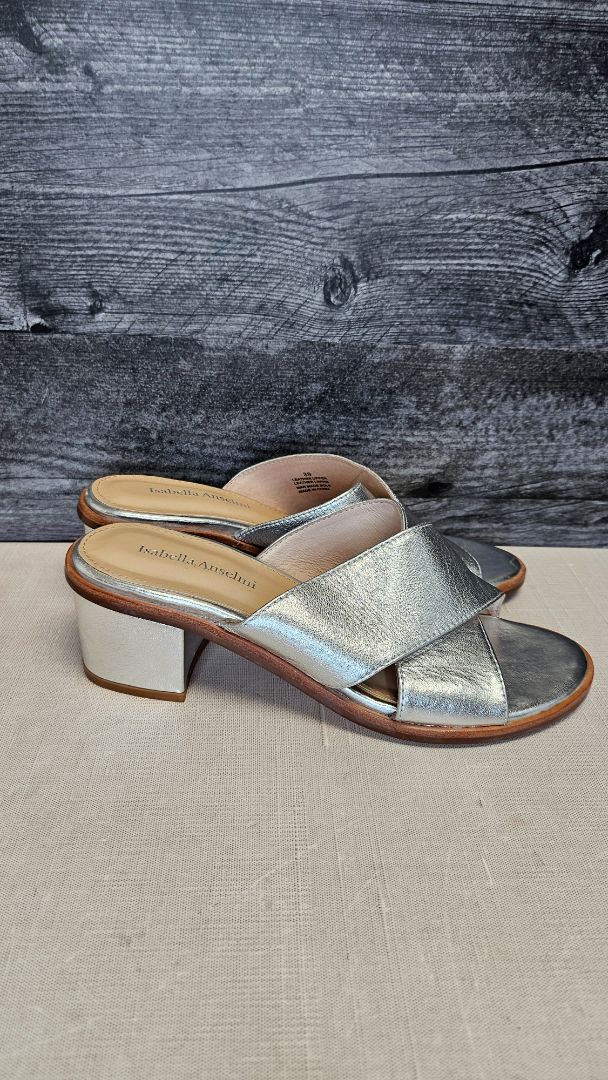 Isabella Anselmi  Silver Slide (39)