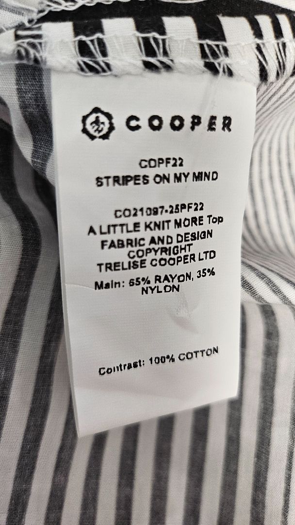 Cooper Black/White A Little More Top (12)