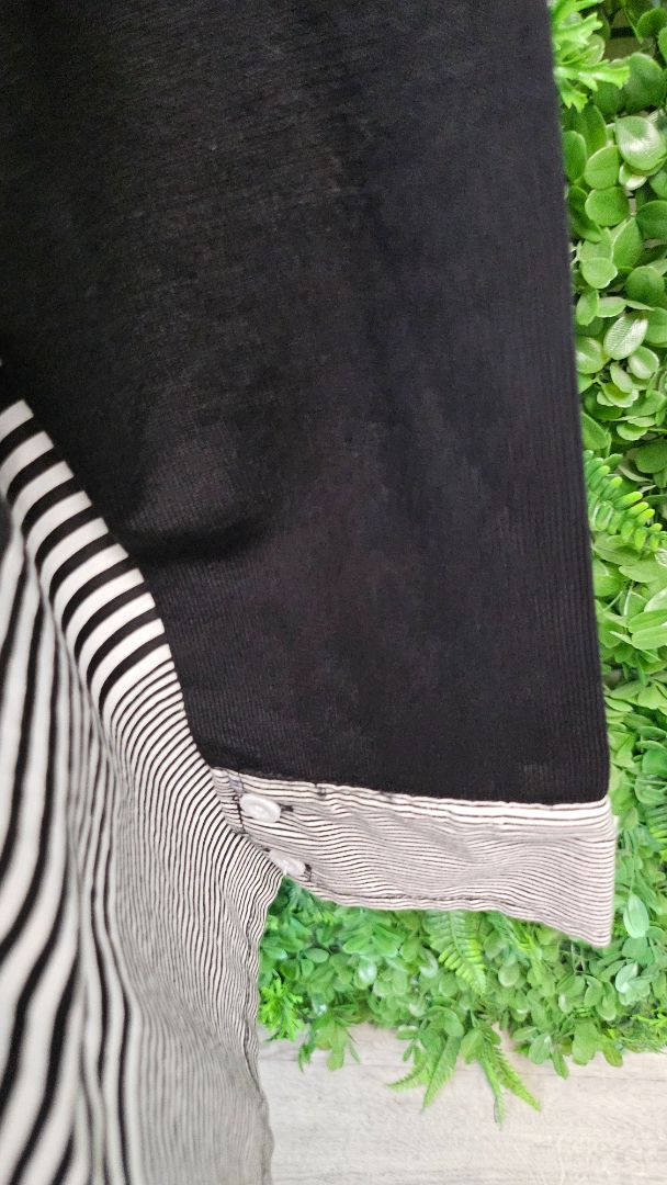 Cooper Black/White A Little More Top (12)