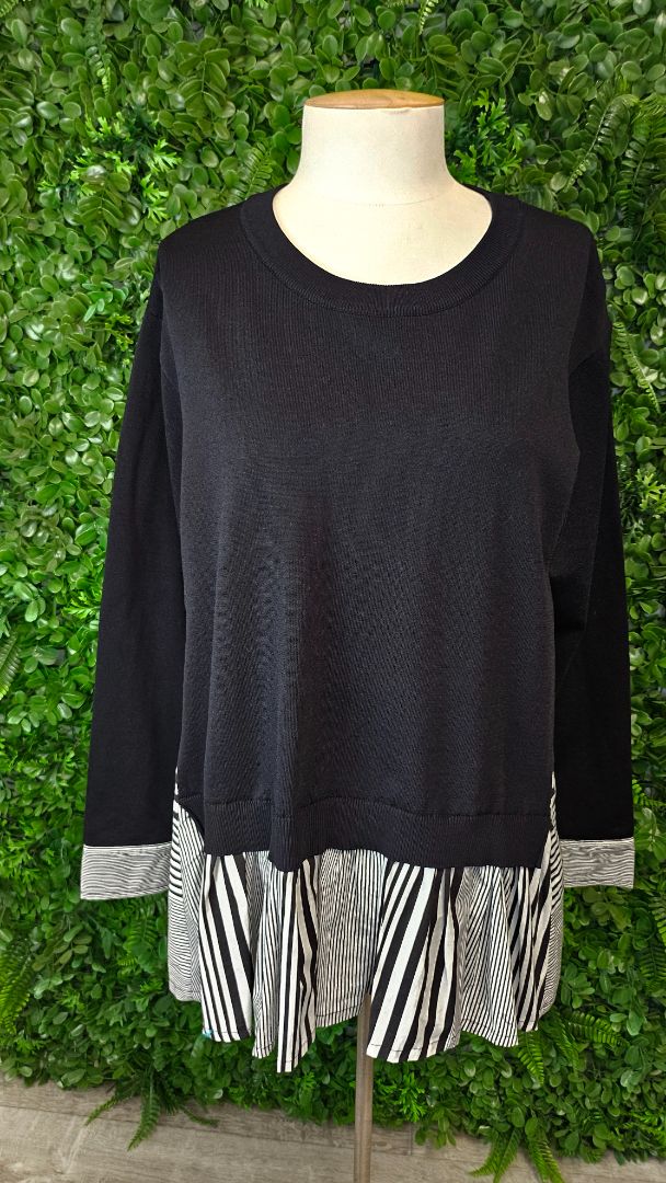 Cooper Black/White A Little More Top (12)