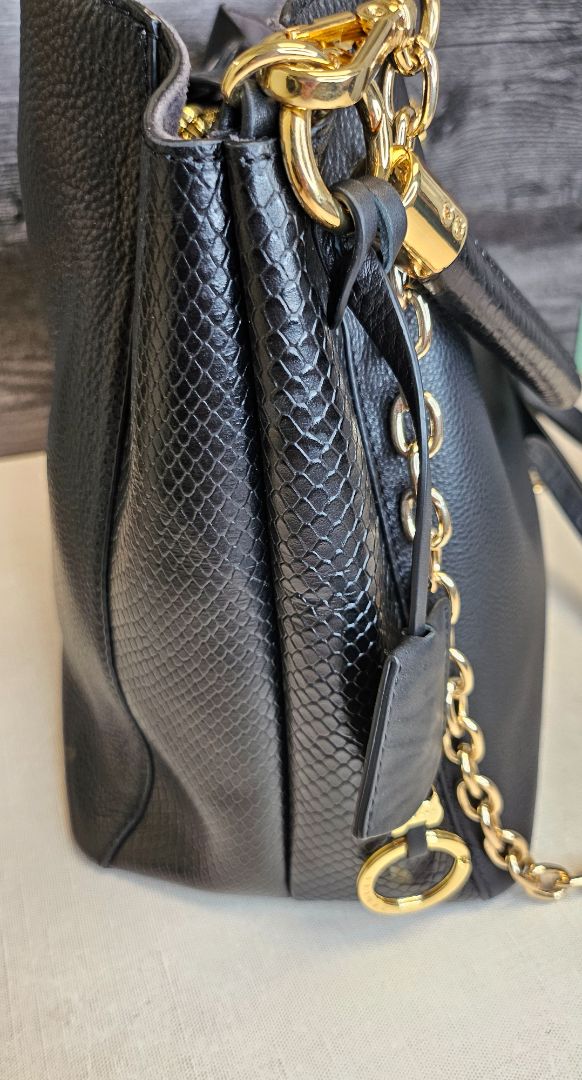 Radley Black Leather Bag (30x24x15cm)