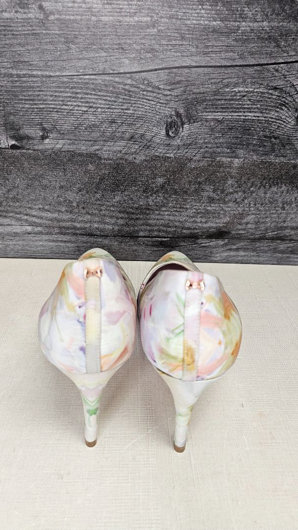 Ted Baker Floral Point Heels (40)