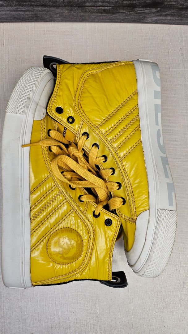 Diesel Yellow Hi Top Sneaker (39)