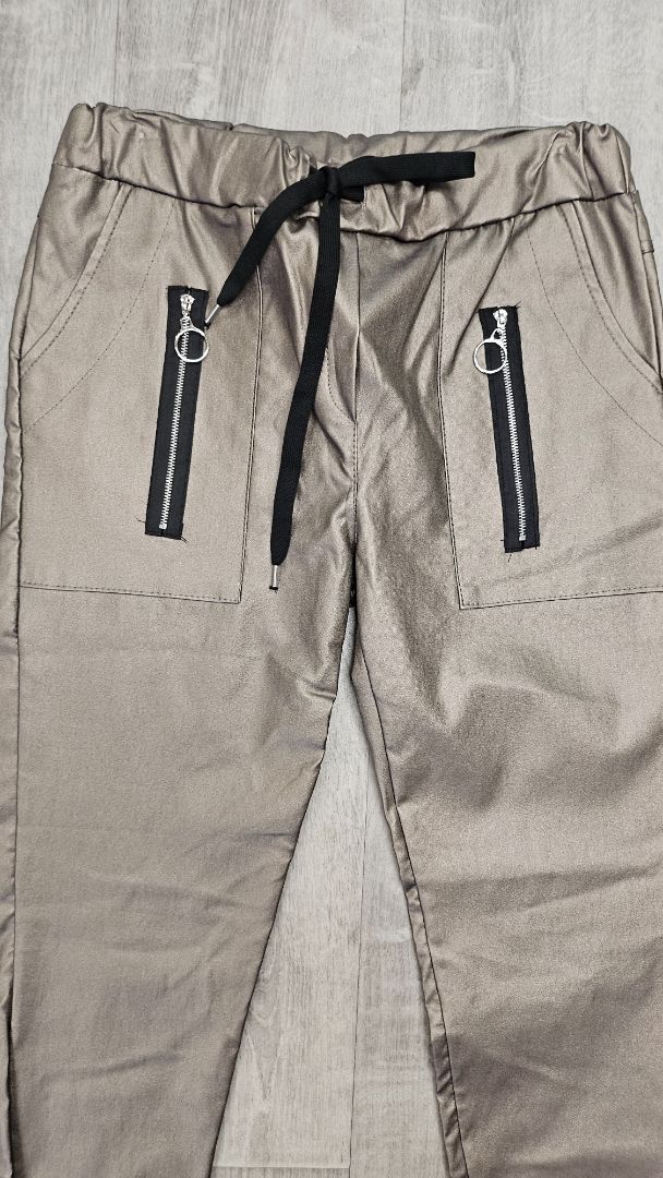 Amici Gold Coated Joggers (10)