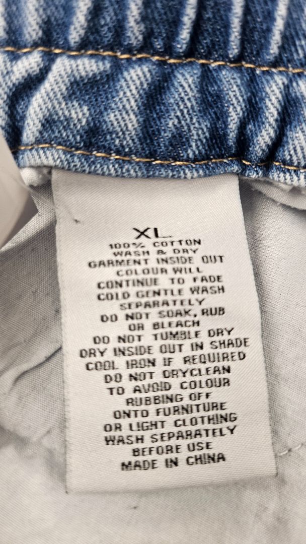 JunkFood Distressed Frayed Denim Shorts (14)