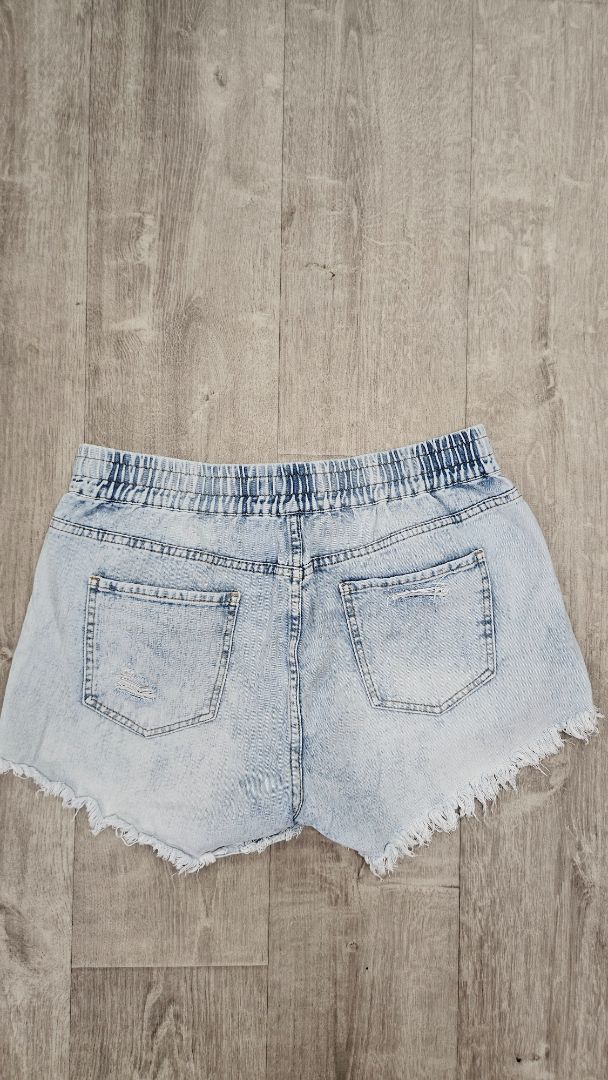 JunkFood Distressed Frayed Denim Shorts (14)