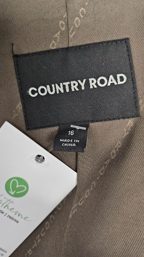 Country Road Brown Vest (16)