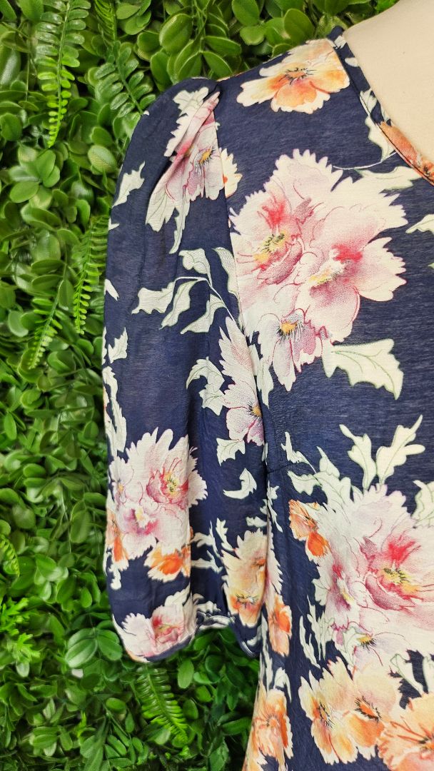 Tuesday Floral Shift Dress (10)