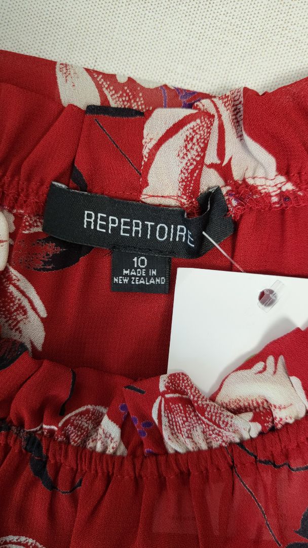 Repertoire Floral Sleeveless Top (10)