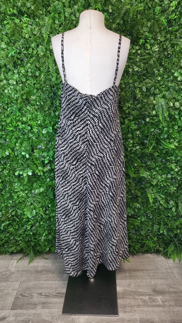 Repertoire Black/White Charm Slip Dress (12)