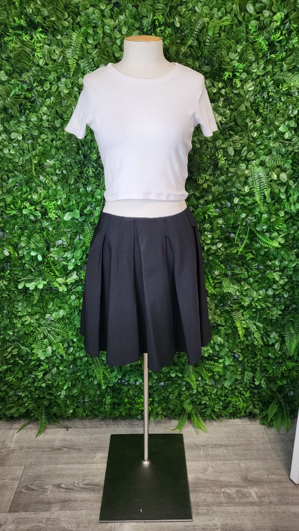 Cue Black Mini Pleat Skirt (8)