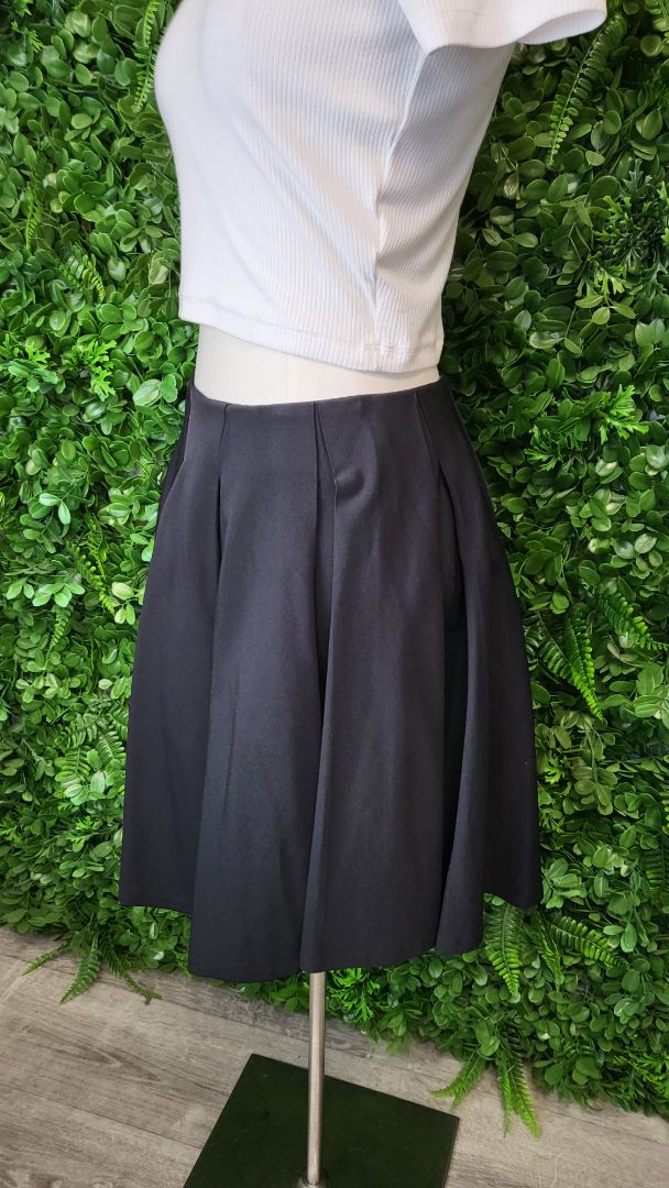 Cue Black Mini Pleat Skirt (8)
