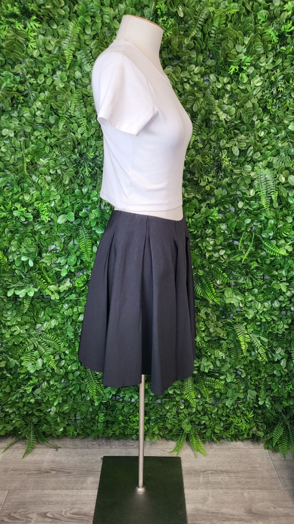 Cue Black Mini Pleat Skirt (8)