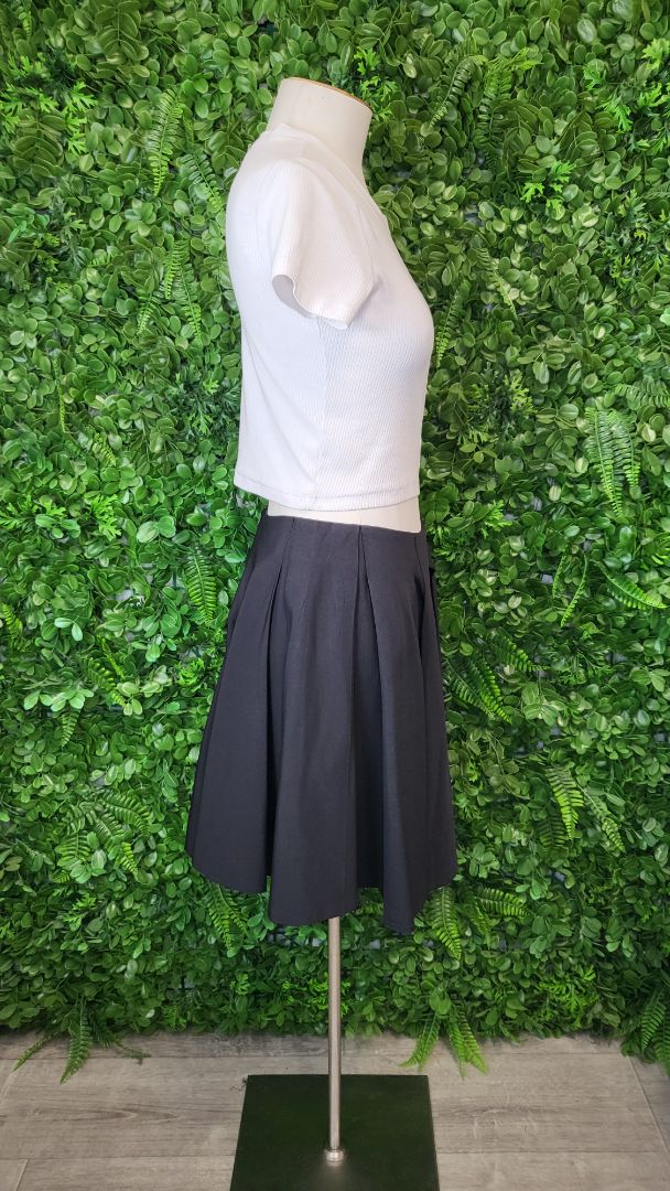 Cue Black Mini Pleat Skirt (8)