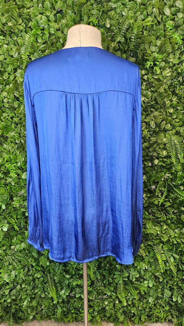 Gloss Blue Cross Front Top (16)