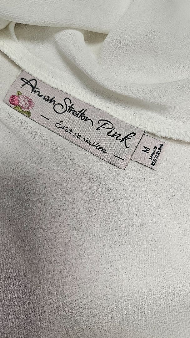 Anna Stretton White Daisy Top (12)