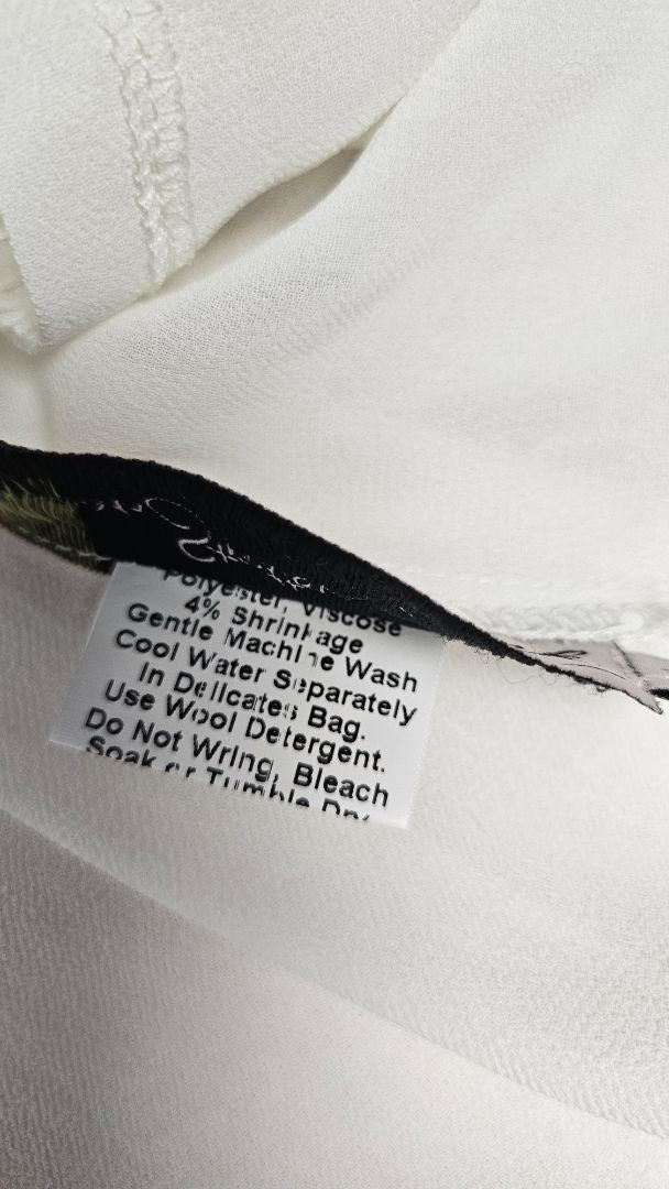 Anna Stretton White Daisy Top (12)