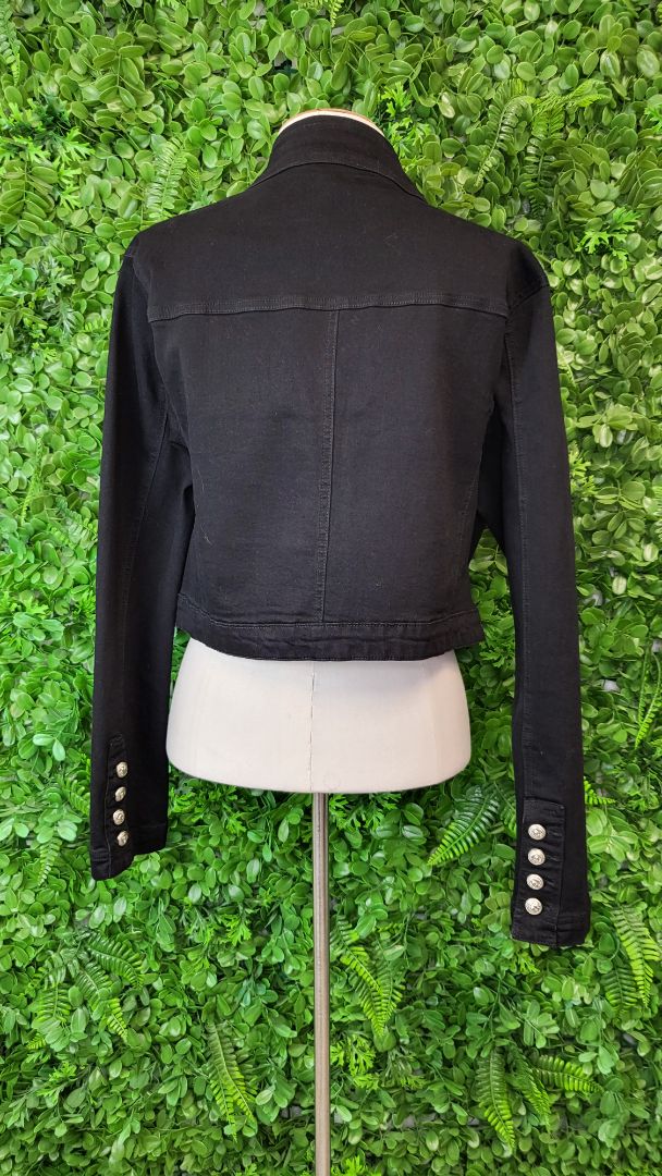 Refuge Black Crop Jacket (12)