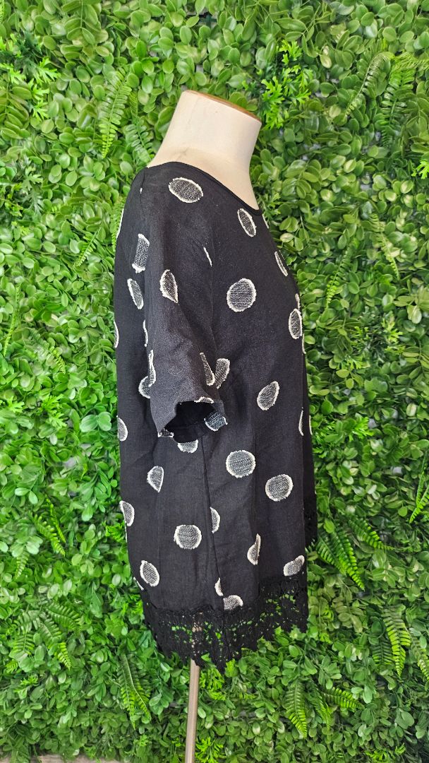 Lemon Tree Black Linen Blend Top (10)