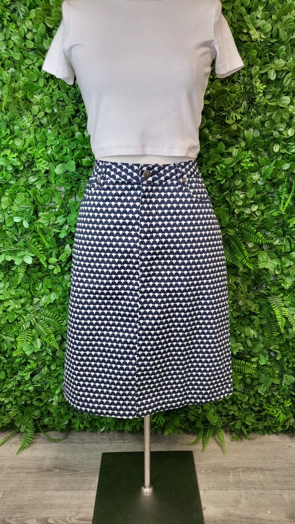 Vassalli Scollop Stretch Skirt (12)