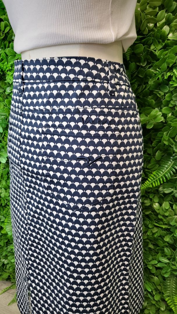 Vassalli Scollop Stretch Skirt (12)