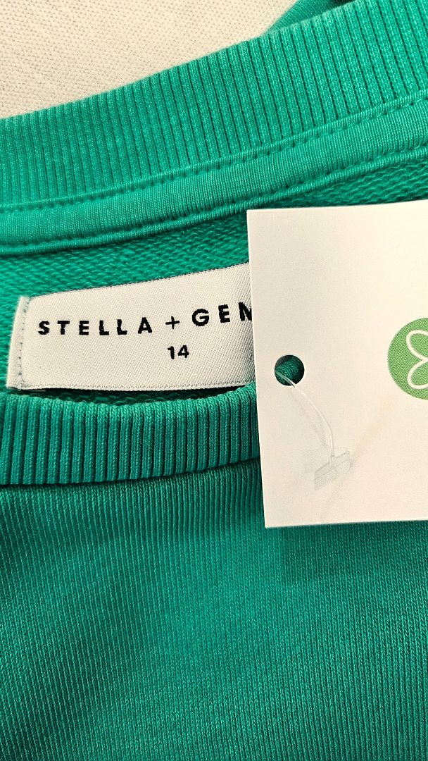 Stella+Gemma Green Sweat Top (14)