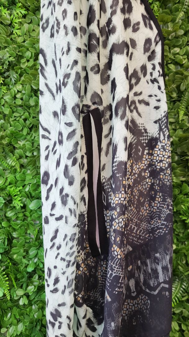 IvyBlu Print Kimono (18)