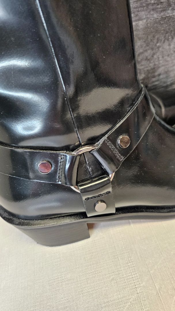Witchery Black Patent Boot (38)