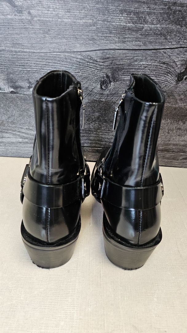 Witchery Black Patent Boot (38)