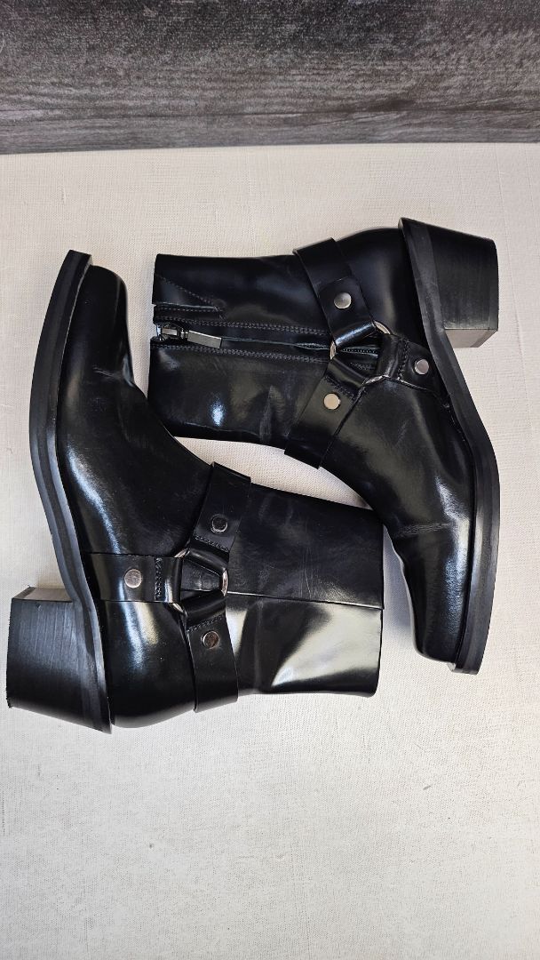 Witchery Black Patent Boot (38)