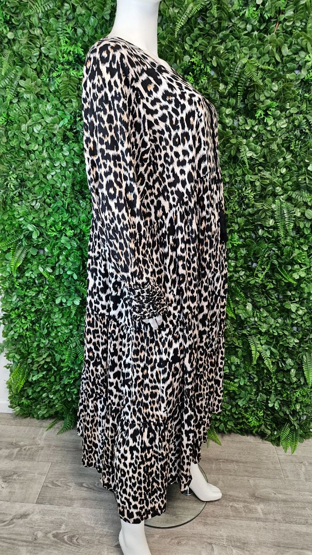 Isla-Maree  Animal Print Dress (24)