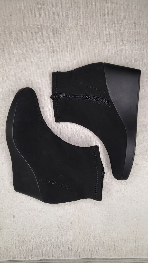Paula Ryan Black Wedge Boot (37)