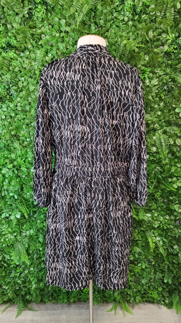 Country Road Black Print Dress (16)