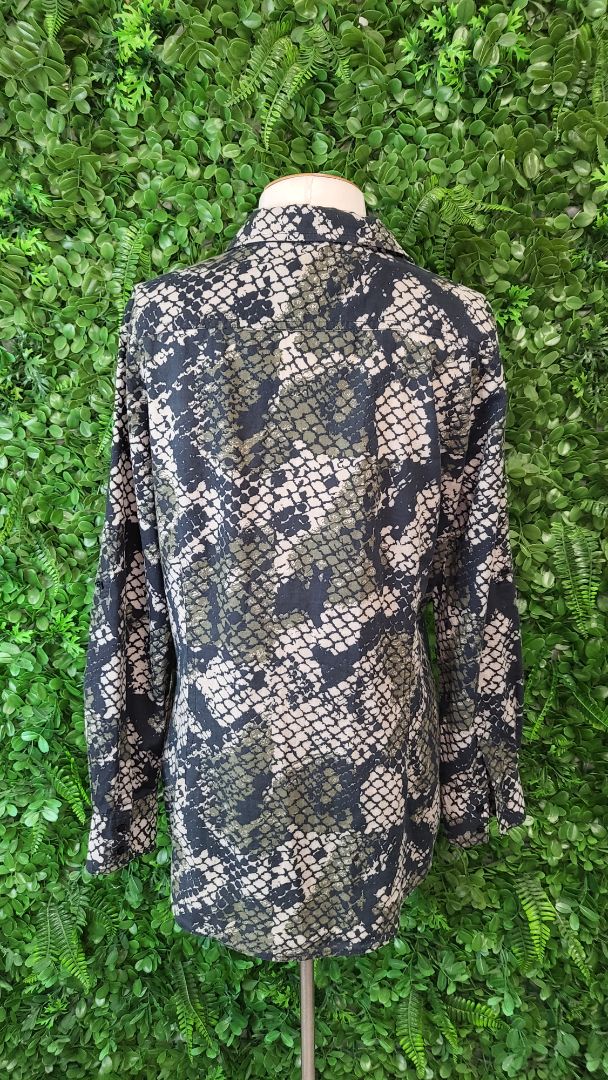 Max Green Reptile Shirt (12)