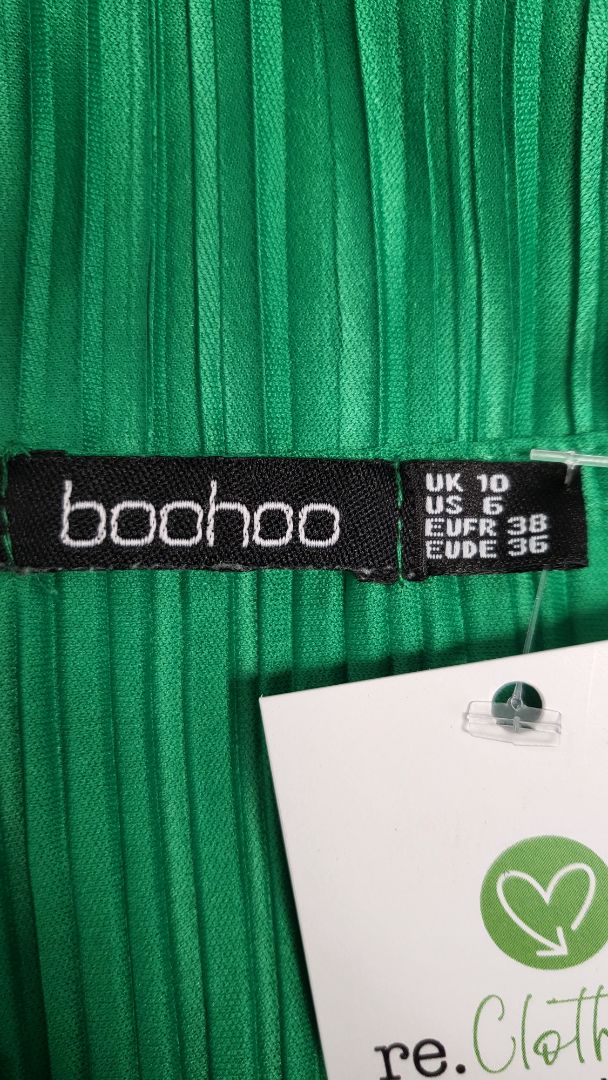 Boohoo Green Pleated Pant Set (10)