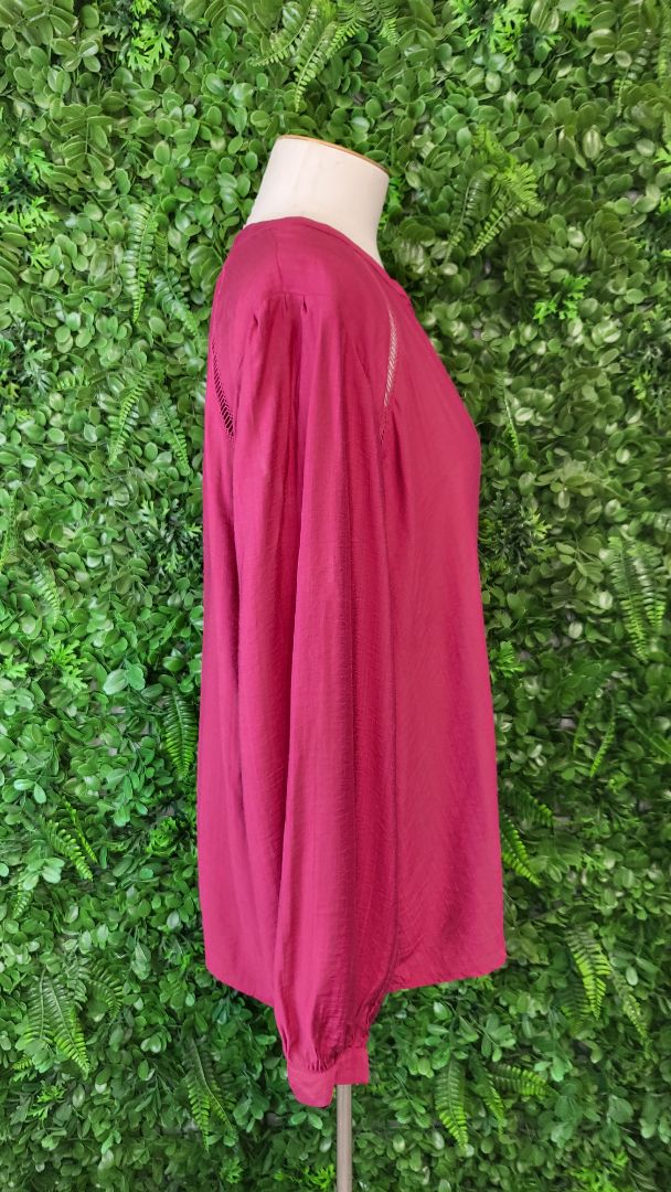 Gloss The Label Magenta 3 Button Blouse (18)