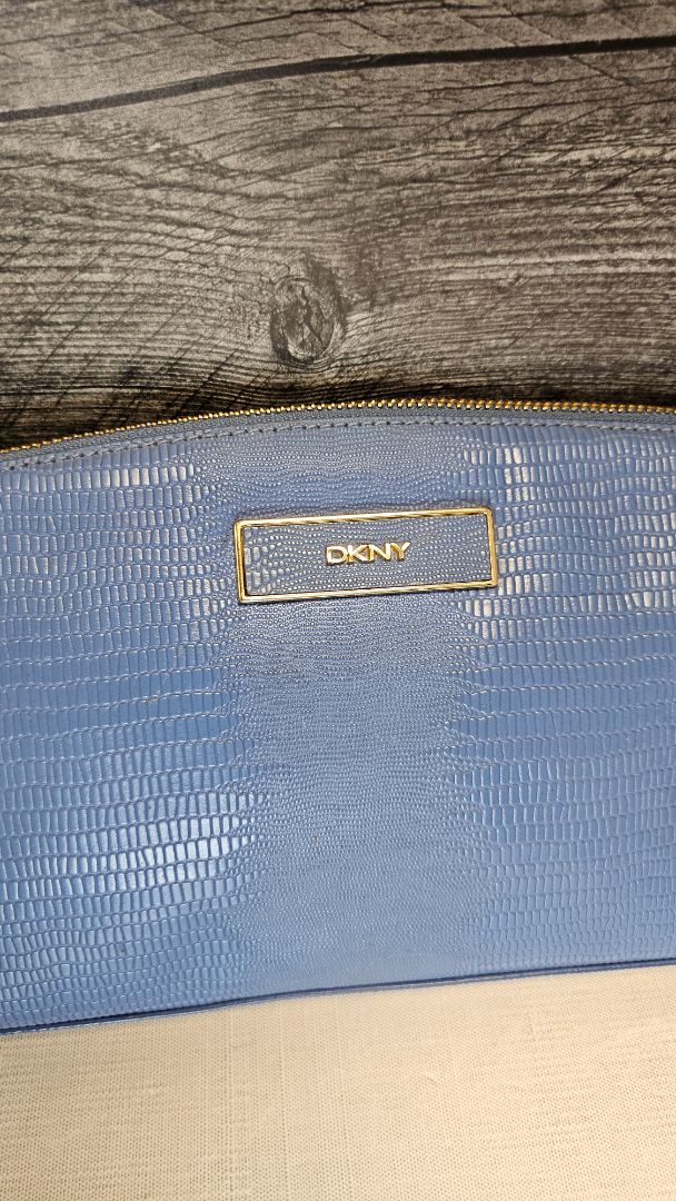 DKNY Blue Leather Bag (28cmx16x5cm