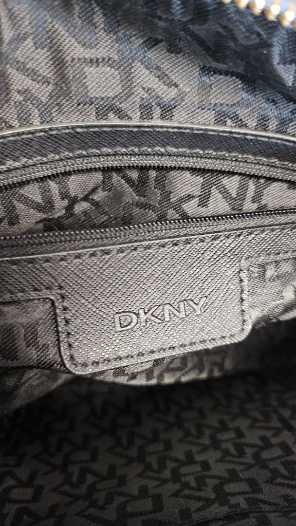 DKNY Blue Leather Bag (28cmx16x5cm