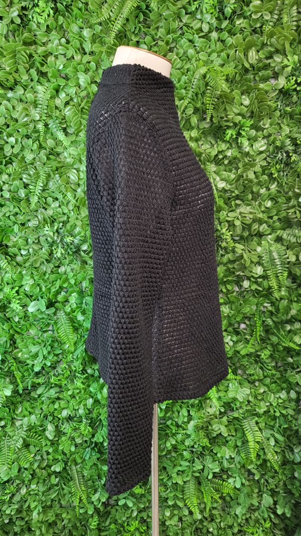 Esmaee Black Textured Top (12)