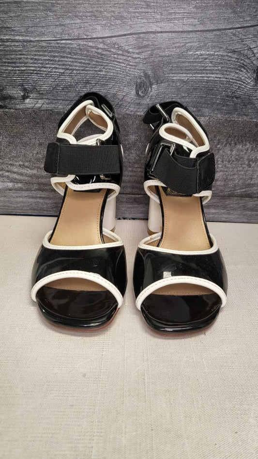 Kitten D'Amour Black/Cream Patent Heels (7)