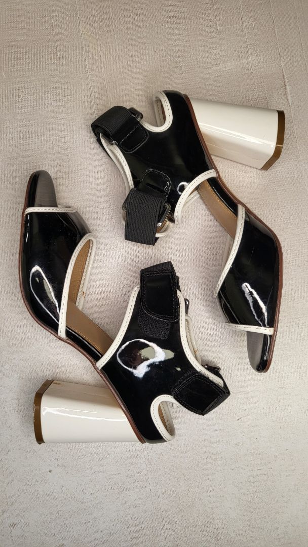 Kitten D'Amour Black/Cream Patent Heels (7)