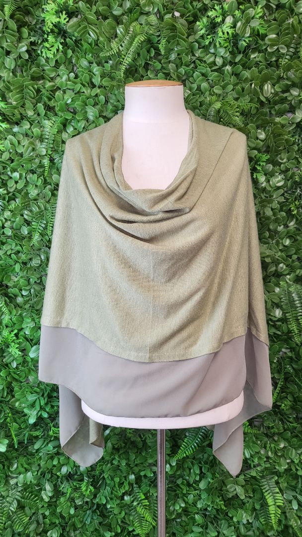 Unknown Green Poncho (osfm)