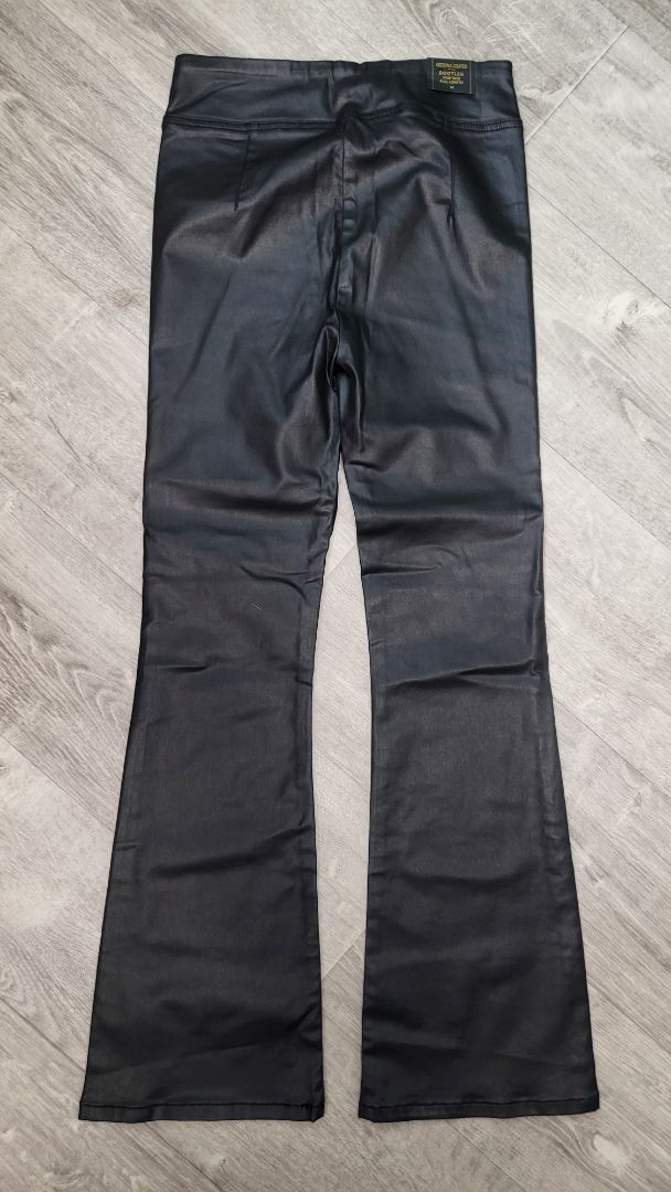 Portmans Black Bootleg Leg Pant BNWT (10)