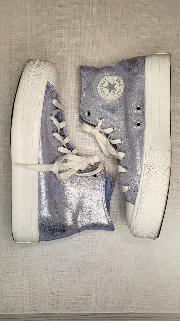 Converse Mauve Hi Top Sneaker (42.5)
