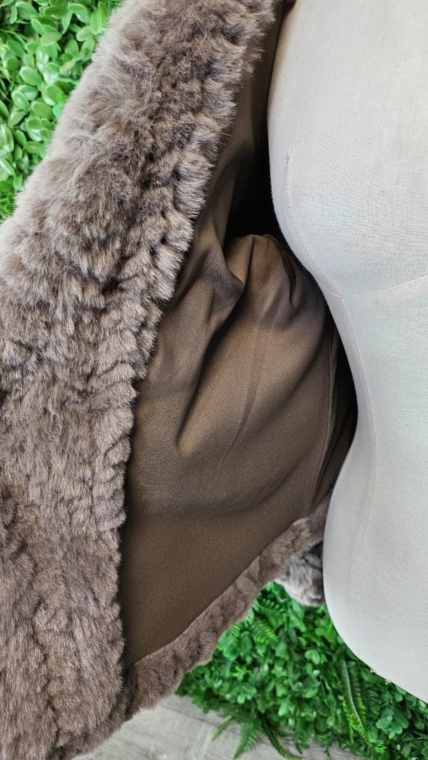 Humidity Donkey Brown Faux Fur Jacket (14)