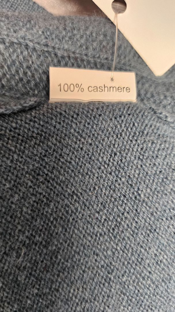 Orico Blue/grey Cashmere Knit Cardi BNWT (OSFM)